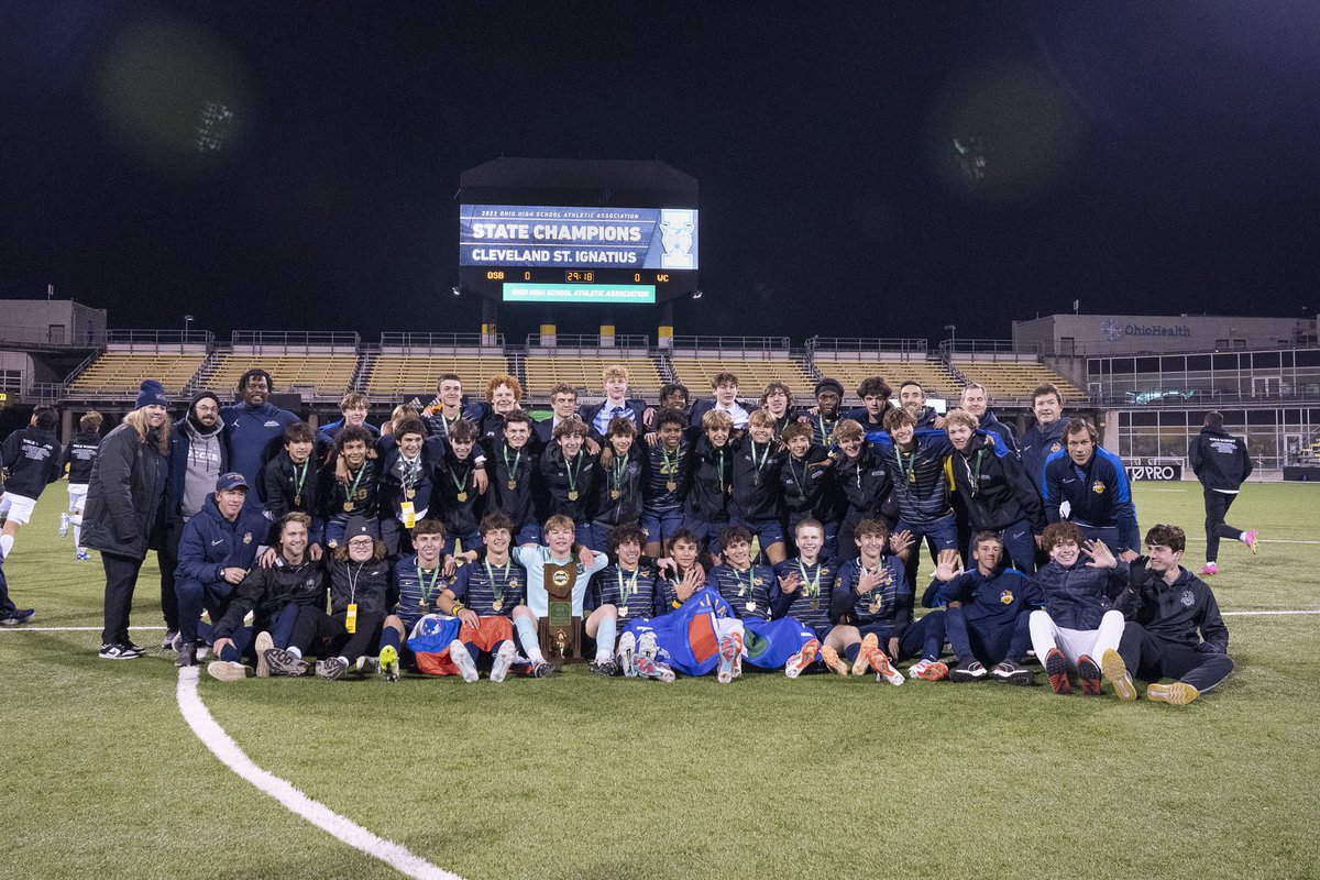 SIHSSports's tweet photo. SOC: 13 State Championships, 5th straight title! 
#GoCats 
🏆🏆🏆🏆🏆🏆🏆🏆🏆🏆🏆🏆🏆 https://t.co/qdJ236TBZB