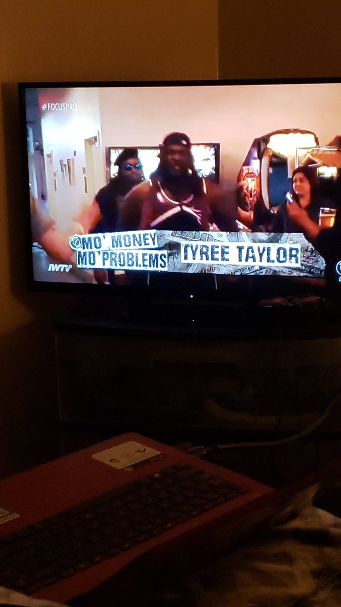 SWF_YouTube's tweet image. MAIN EVENT !!!

Focus Pro Championship:
Mike Montero vs. Tyree Taylor #FocusPro 

(I've got a feeling Tyree Taylor is winning gold tonight)