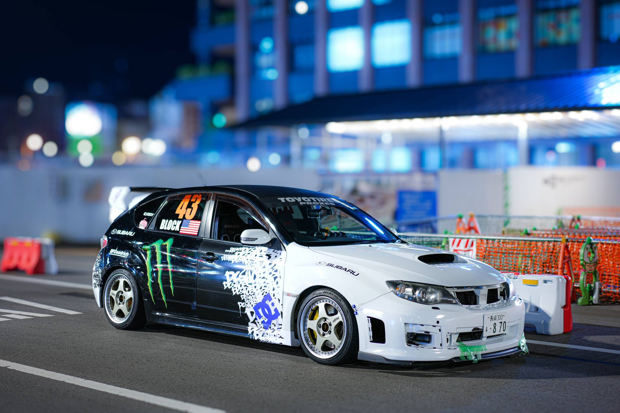 レア物　 KEN BLOCK ケン・ブロック　直筆サイン入りポスター 51TXs+9cDyL._UF350,350_QL80_.jpg