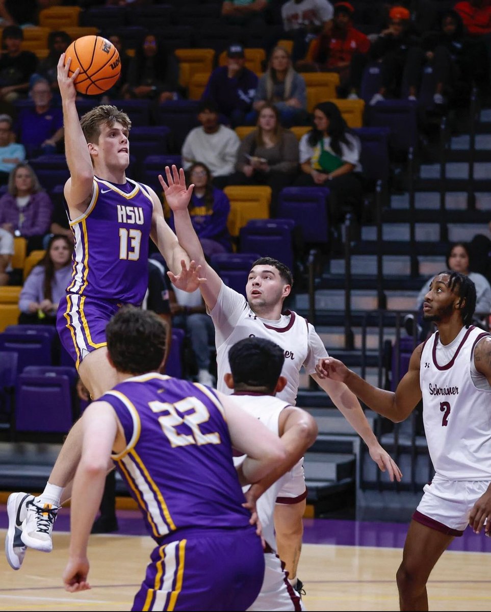 brianflem80's tweet photo. Great weekend!  2-0 HSU🟣🟡🏀👆🏼 https://t.co/OYdM7JSvCz