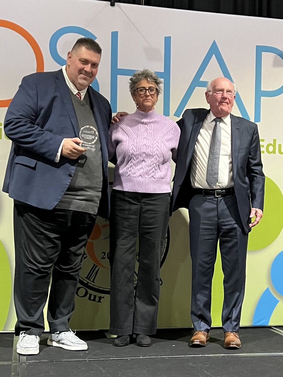 SHAPEAmericaCEO's tweet image. CONGRATULATIONS to @SHAPE_America Past President ⁦@KymmBallard⁩, who received the @MOSHAPE1 Executive Director Recognition Award this evening! Kymm, you are an amazing leader in our #HPE community and we are so grateful for all that you do!!! Congratulations!!!