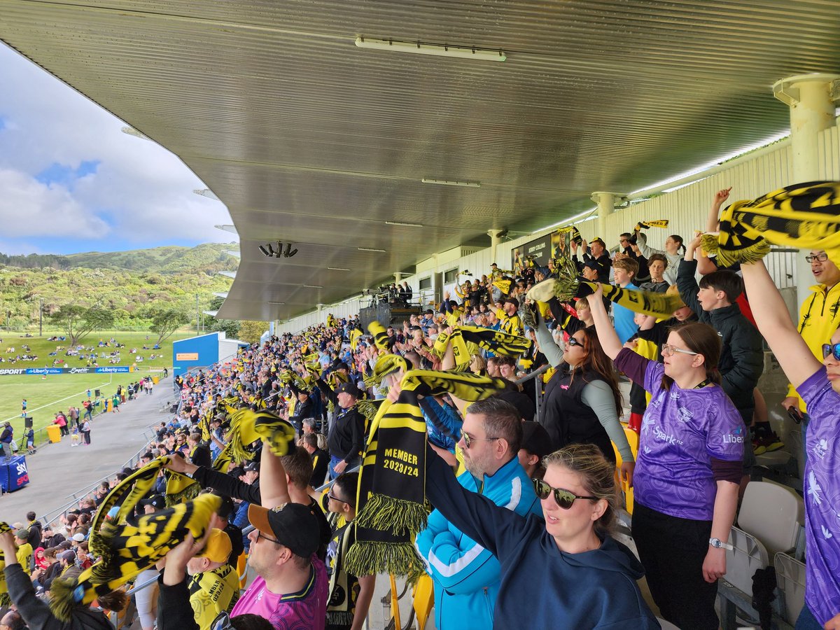 So good in the stands! #WELvWUN