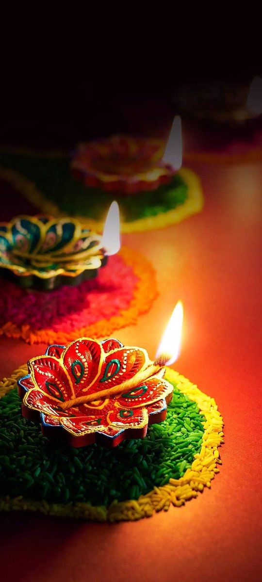 unsustainable08's tweet photo. Happyyy Diwali Everyone 🪔✨

#Diwali2023 https://t.co/nhftBIaKg7