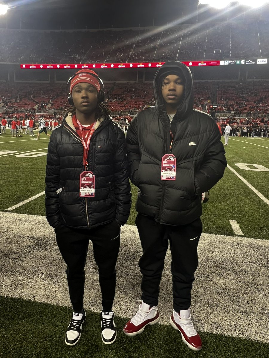 dante__il's tweet photo. Had a great time in The Shoe #GoBucks🌰 @EdwinGlick @Damere21 https://t.co/5qSdOV1DT1