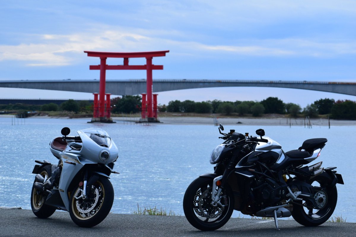 久しぶりに一眼持ち出して撮影してきた！
天気はあいにくの曇り☁️