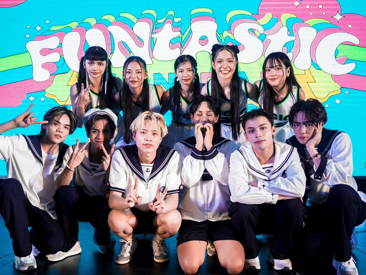 officialsbtown's tweet photo. 🎉 SBTown's 1st Funtastic Fan Day 🎉

SBTown would like to thank everyone who came to the very first SBTown Funtastic Fan Day yesterday! We thank you for spending your 11•11 with us and we hope you all had a great time, wonderful memories, and unforgettable experiences! https://t.co/oQG1tCluAI