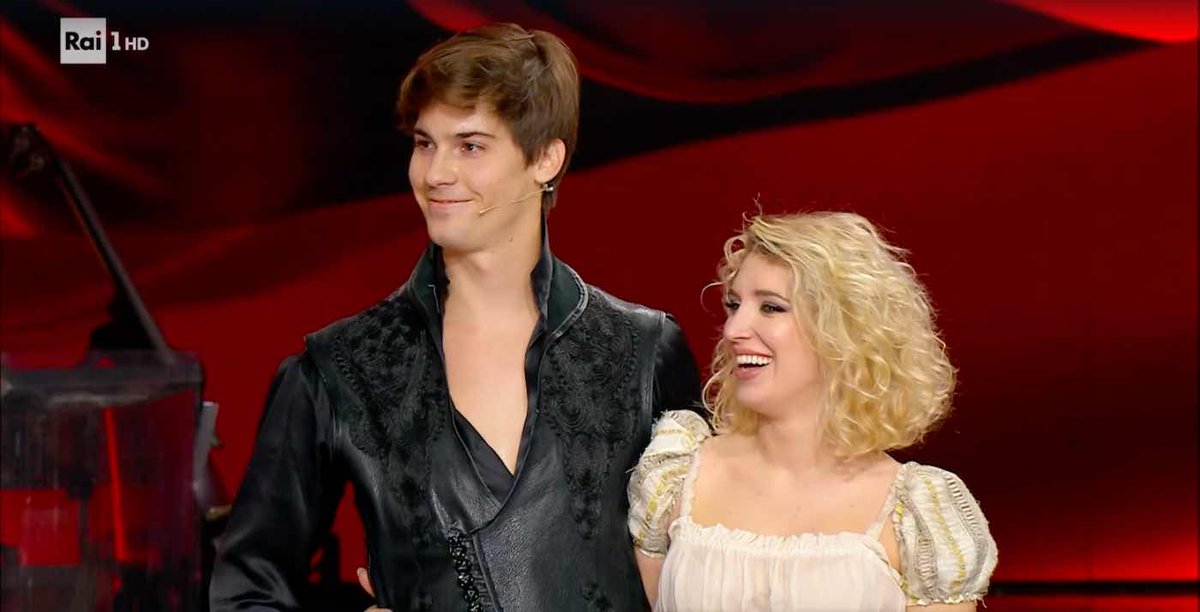 zazoomblog's tweet photo. Lorenzo Tano e Lucrezia Lando non si nascondono più e confermano il flirt a Ballando con le Stelle - #Lorenzo #Lucrezia #Lando #nascondono https://t.co/KwKR8vVaUx https://t.co/rhJhPJNb2I