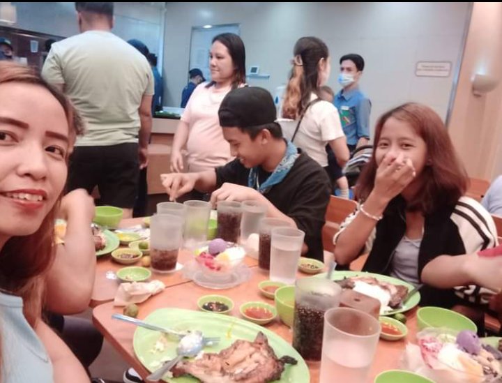 aiWin25's tweet photo. @MangInasalPH Enjoy ang mga kids 💚💚💚💚

#MangInasalAt20
#ILoveMangInasal https://t.co/wZxoYWi1mp