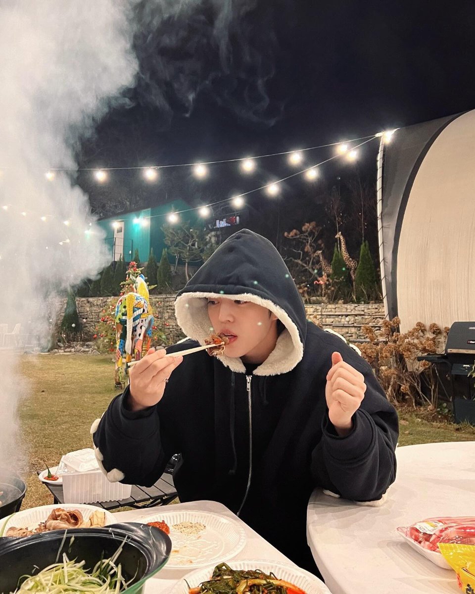 1woo17's tweet photo. choi seungcheol 🥹 https://t.co/byfWnDsvkZ
