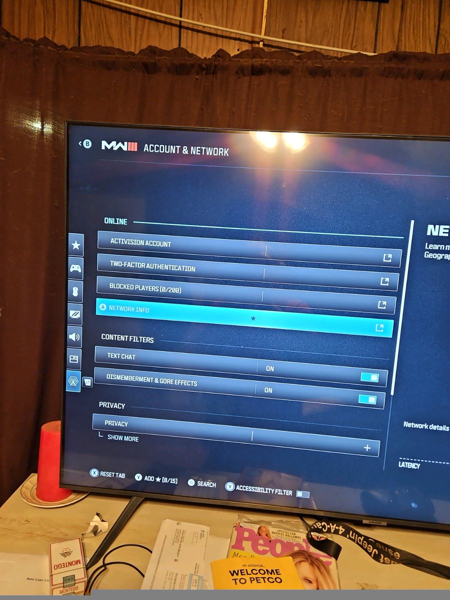 theuncguy's tweet photo. @Activision on my xbox series X I can't find crossplay communication. I got friends on PS5 but can't hear them https://t.co/hSIU3MMfJc
