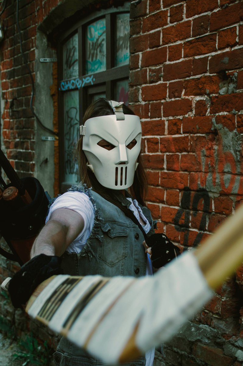 AidarSM's tweet photo. @TheOldTurtleDen Thought I'd share a couple pictures of my #CaseyJones cosplay from the 1990 movie, hope you like it 🏏#TMNT https://t.co/5IUBf0dZxW