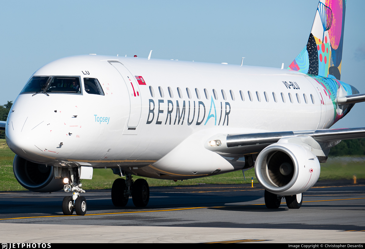 A Bermudair E175 in White Plains. jetphotos.com/photo/11127898 © Christopher Desantis