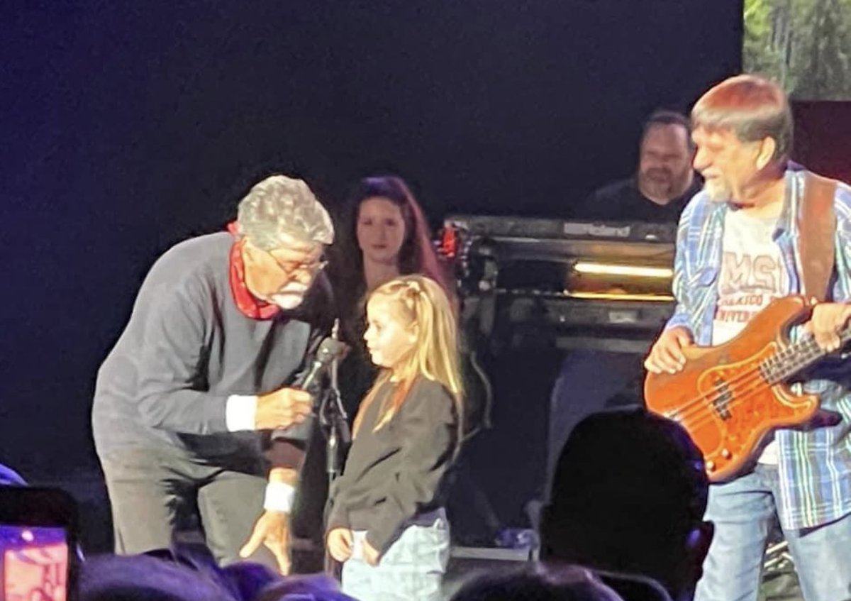 mck1123's tweet photo. Thankful to @RandyOwenMusic and @TheAlabamaBand for making my girl’s 8th birthday something she will NEVER forget! https://t.co/cKKu4nvagG