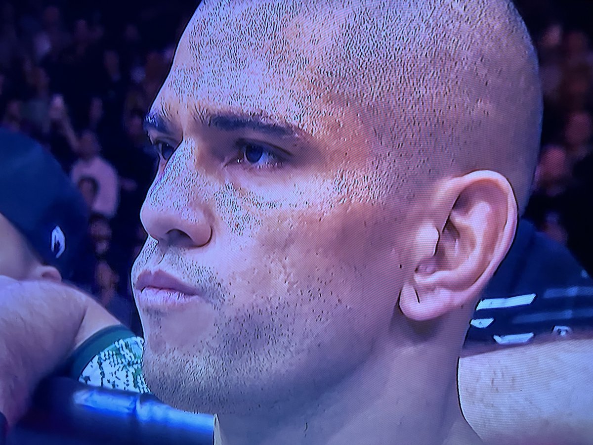 MacMallyMMA's tweet photo. “I have nothing but respect for you. One of us must perish.” 

“Yes.” #UFC295 https://t.co/JgU78LD51w