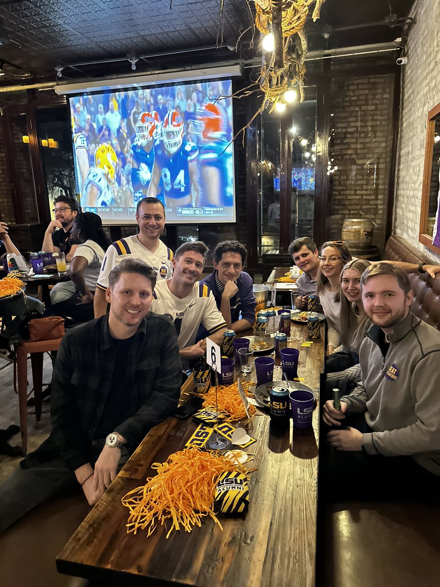 lsuchicago's tweet photo. LSU vs Florida Watch Party at Frontier!
#chicageaux #lsu #chicago #geauxtigers #foreverlsu #lsualumni #lsuchicago #lsualumniassociation #lsufootball #LSUTigerNation https://t.co/IPXUDPU7bk