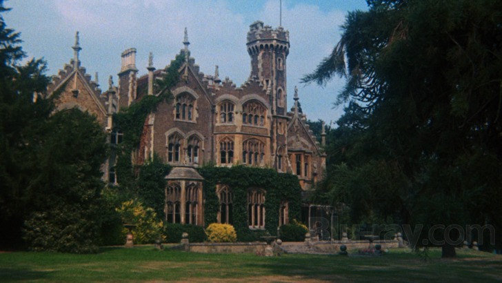 The eerie mansion in 'And Now the Screaming Starts' (1973) is none other than Oakley Court near Bray village! Once a haunting backdrop, this Gothic beauty has transformed into a swanky four-star hotel. From screams to sweet dreams! #HauntedToHotel #GothicGlam #MovieMagicMansion