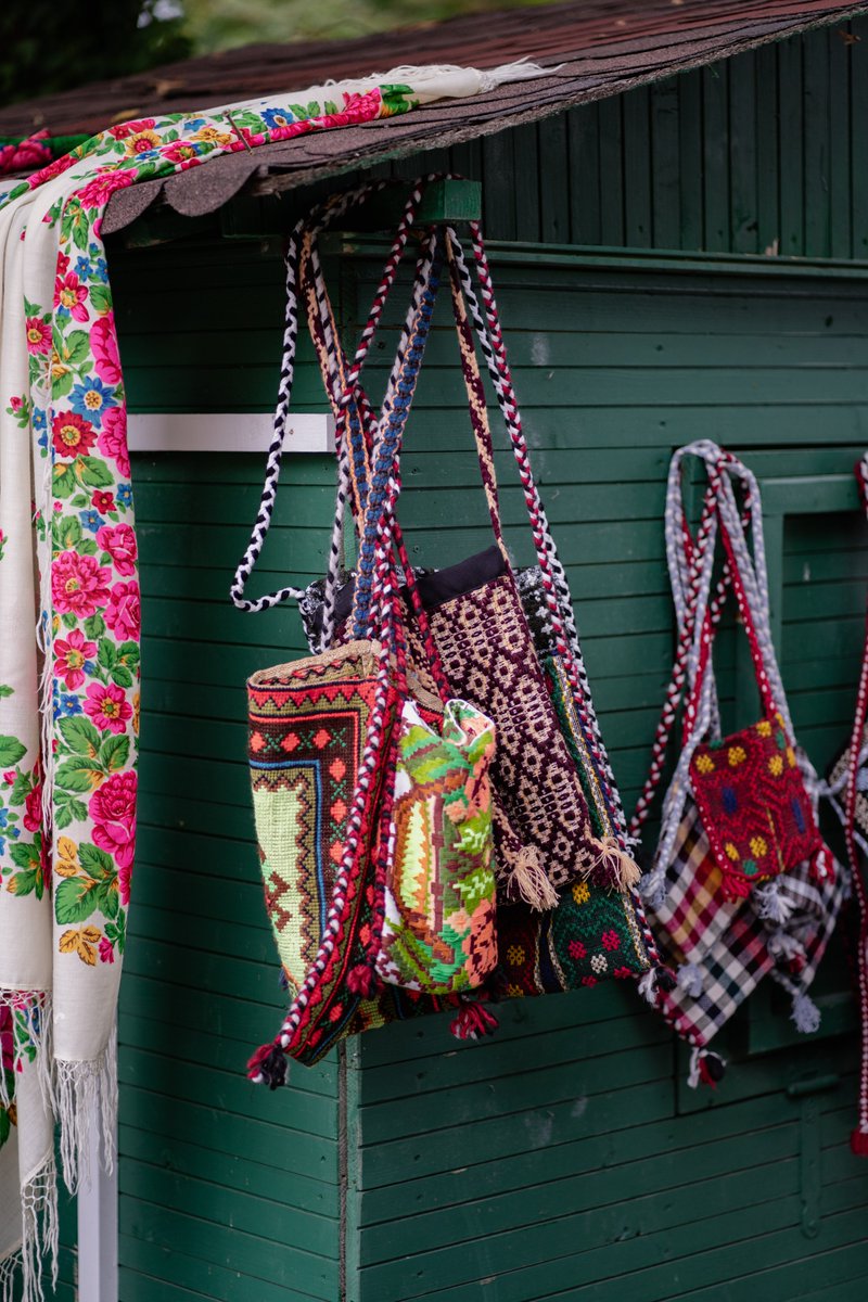 Traditional art #tradition #Romania #explore #explorepage #photography #PhotoMode #photographylovers #Trending #viral #traditionalcountry #country #Travel #details