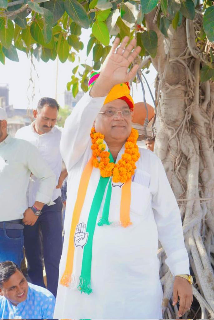 TeamASJakhali's tweet photo. एक मोका @ZakirHussainINC जी को 
#मकराना_में_कांग्रेस_सरकार #जाकिरहुसैनगेसावत https://t.co/STfodR8fEp