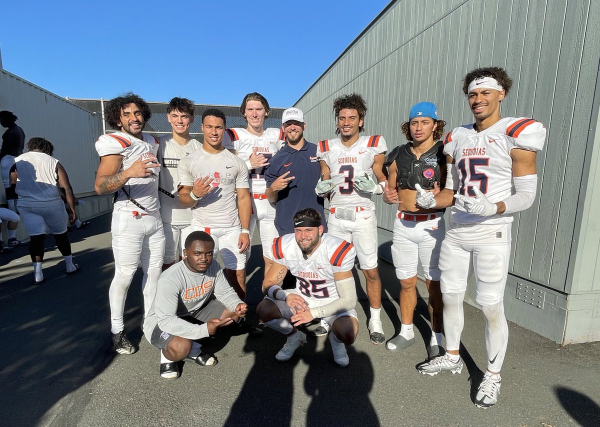 Coach Trey McJunkin tweet media