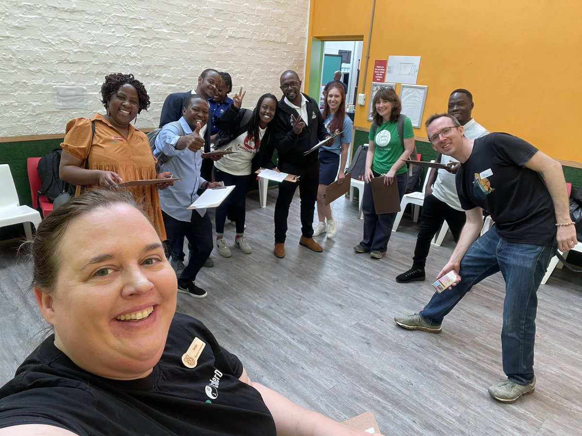 Judges briefing at <a href="/CoolestProjects/">Coolest Projects</a> South Africa! 💥
About to talk to the young creators to learn about their ideas and projects! 🧠
Thank you to <a href="/ScienceCentreCT/">CTScienceCentre</a> for hosting us! 🙌