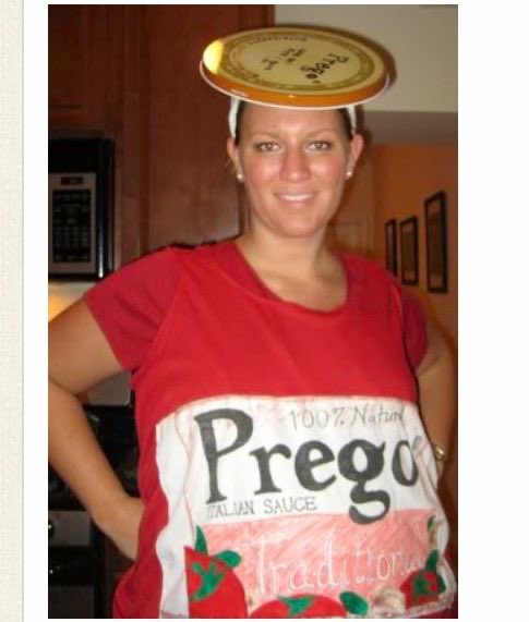 akharakh's tweet image. Client asks for a pregnant photoshoot 

The refs that I sent her: 
#pregnantshoot