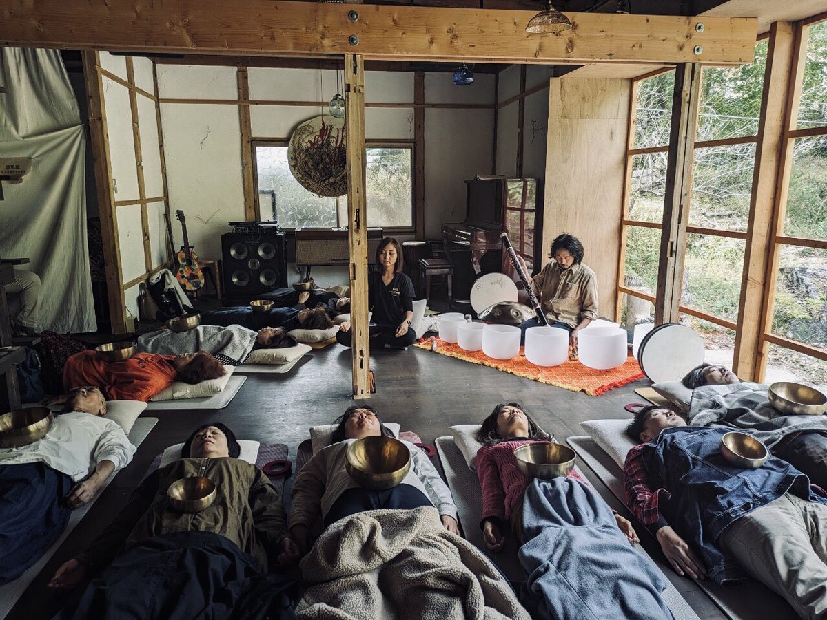 ShuHandpan's tweet photo. 三木楽器ドラムセンターpresents.

MEINL × comenaka haus
“SONIC ENERGYサウンドバス”

お越し頂きありがとうございました✨

よだれものの気持ち良い時間だった🤤

#MEINL #マイネル #SONICENERGY #サウンドバス #音浴 #コメナカハウス #三木楽器 #ドラムセンター #京都 #亀岡 https://t.co/qowg7Q367F