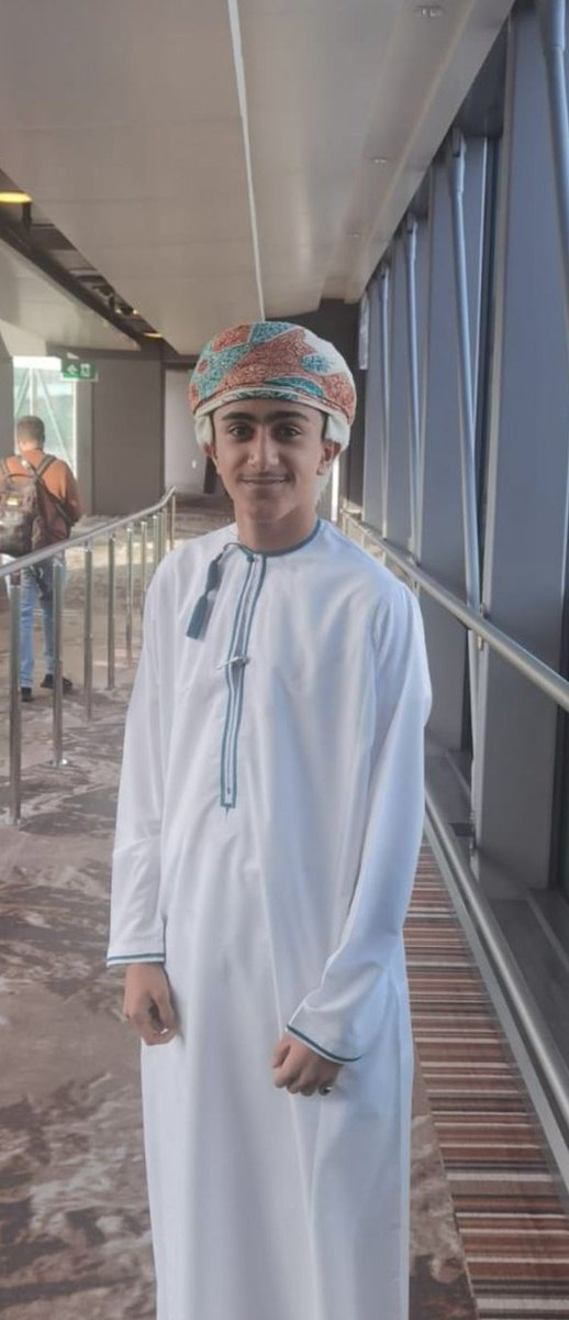 غادر الطالب قيس هلال الخروصي مدير شركة قحطان للسياحة الى دولة الامارات للمشاركة في مؤتمر المنظمة العالمية للشراكة في السفر والسياحة.
#مدارسنا_مستقبل_واعد
