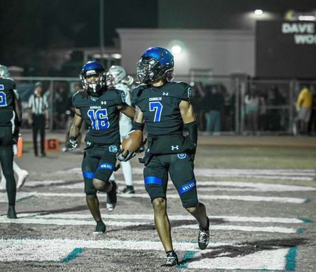 gridironarizona's tweet photo. Recruiting Page updated at https://t.co/7h5Nhp7KfF with a pair of commitments (including 1 in-state) plus 40 players offered over the last 10 days.  With D-III and NAIA having just completed seasons, those should pick up steam in the coming weeks. https://t.co/gaN3w3oPod