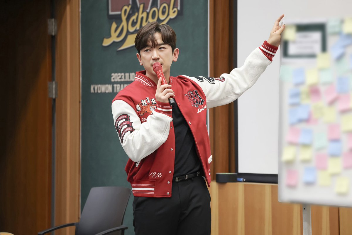 [🧡]

2023 이민우 1st FANCAMP “M SCHOOL”

함께해서 더욱 짧게 느껴진
2박 3일의 시간이 끝이 났습니다. 🙂

팬 여러분들께 소중한 추억의 시간이 되셨길 바라며
함께해주셔서 감사드립니다. 🙇🏻🧡

조심히 들어가세요! 🤗

#이민우 #LEEMINWOO #M
#1st_FANCAMP #M_SCHOOL