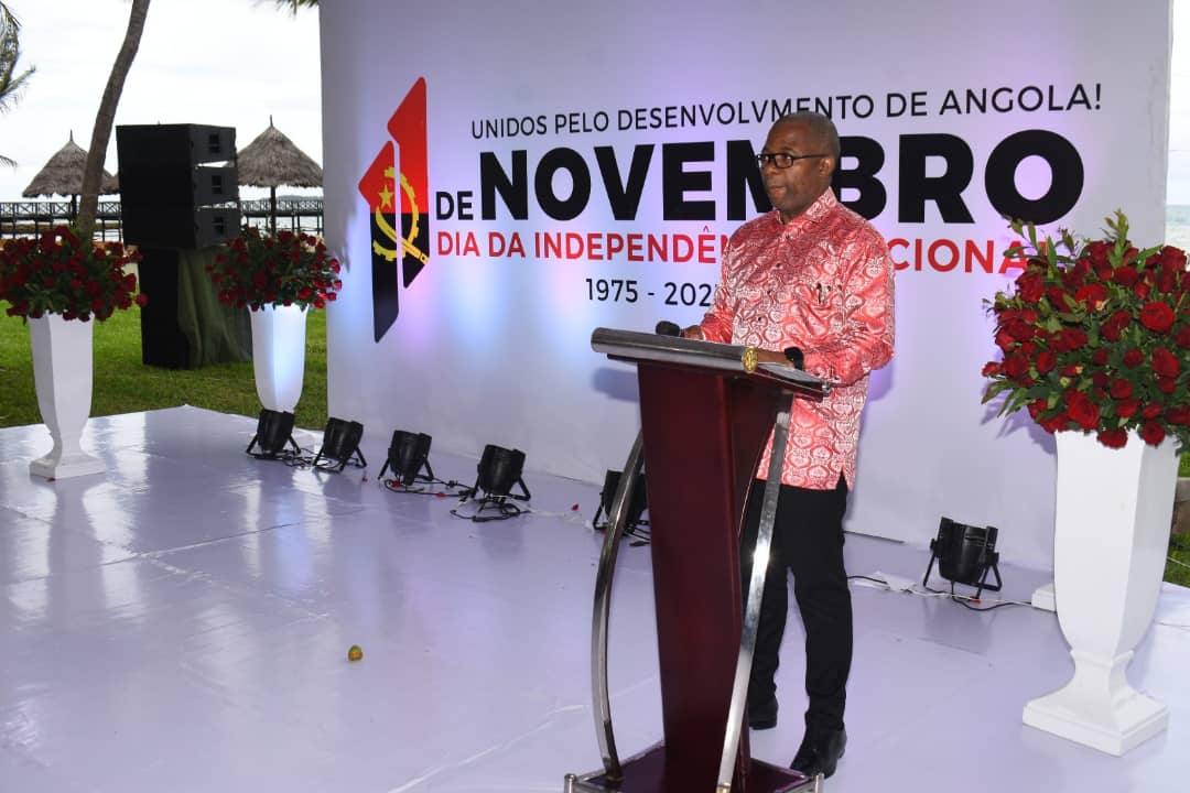 EmbSandro's tweet image. Yesterday we joined the #Angolan #Community in #Tanzania to celebrate our 48th Independence Anniversary . An occasion to honour our fearless freedom fighters and to reflect on the paths for our Nation's sustainable development and prosperity of our People. #VivaAngola