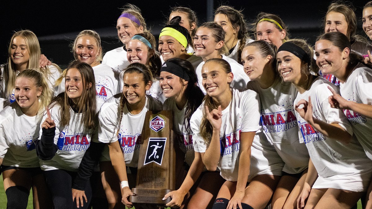 No. 4-seed Emporia State upset No. 2-seed Central Missouri 3-2 in MIAA Tournament Championship 🏆⚽️

The title is Hornets second tournament championship in program history. 

📰 bit.ly/3QyRWWg
#BringYourAGame