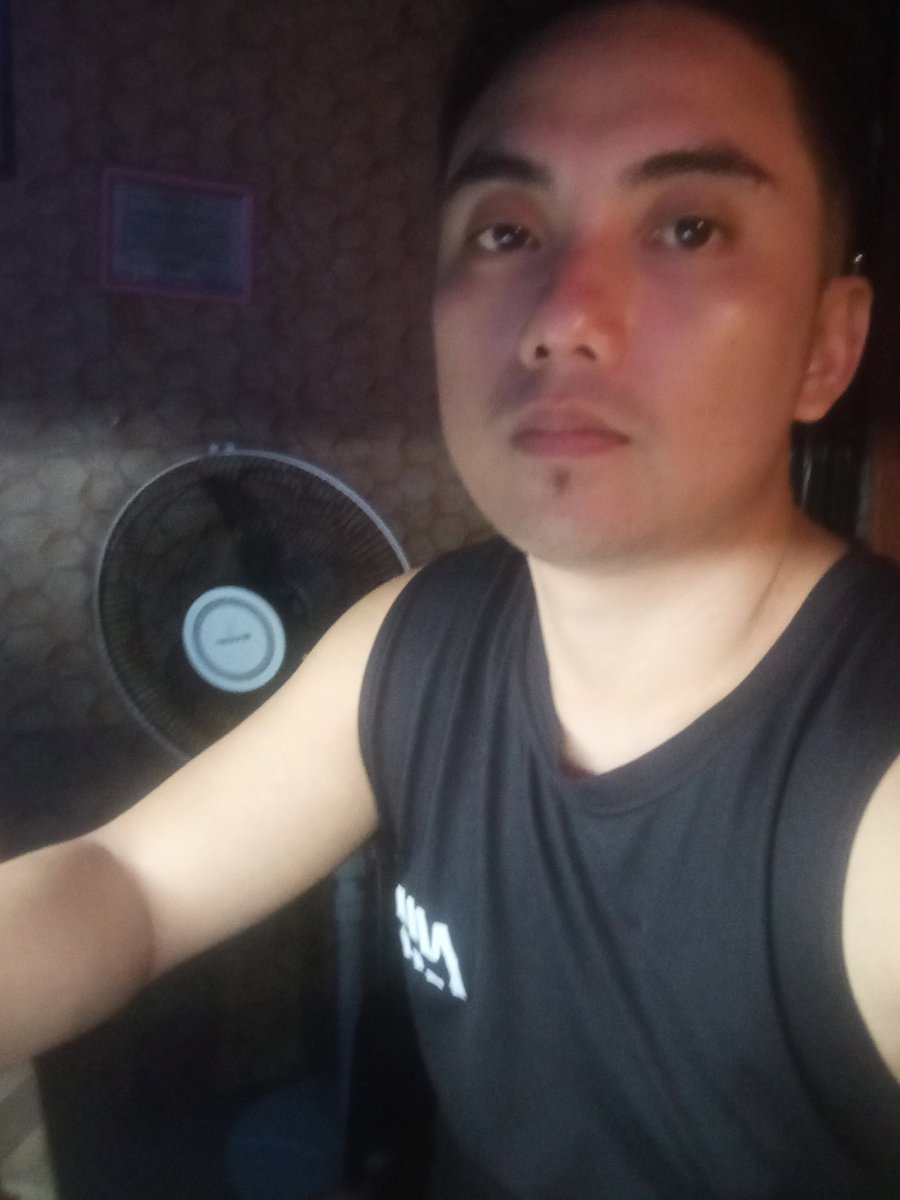 justinmercado05's tweet photo. Happy weekend mga boss! 🙂
On duty na po @MagnitudeBoni / @MagnitudeSpa Boni Avenue br.
Available hotel/home service or visit at:
📍373 Boni Avenue Mandaluyong City, Metro Manila.

Thera: Justin https://t.co/ZMz2b3zmzG