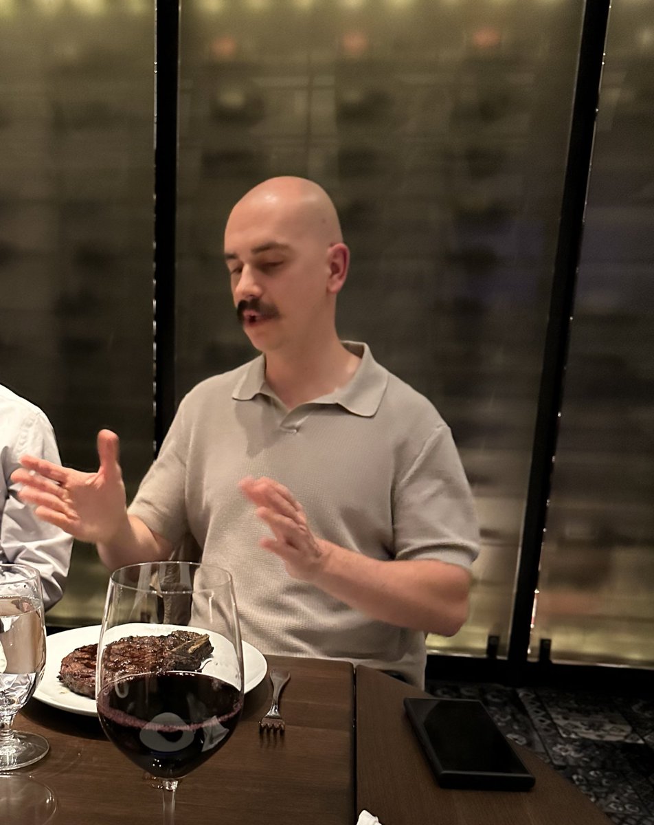 THE SHORT BEAR tweet media