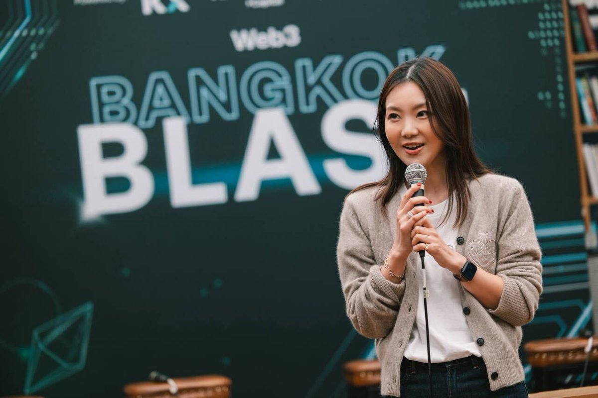 @OneAnalog's Investor Relations Lead Claire Jiang talks about what makes Analog a rising star in the realm of cross-chain communication! 🚀 Analog is at Blockchain Genesis, Thailand Blockchain Week 2023 -- our Head of Business Development @ericwang1215 speaks about…