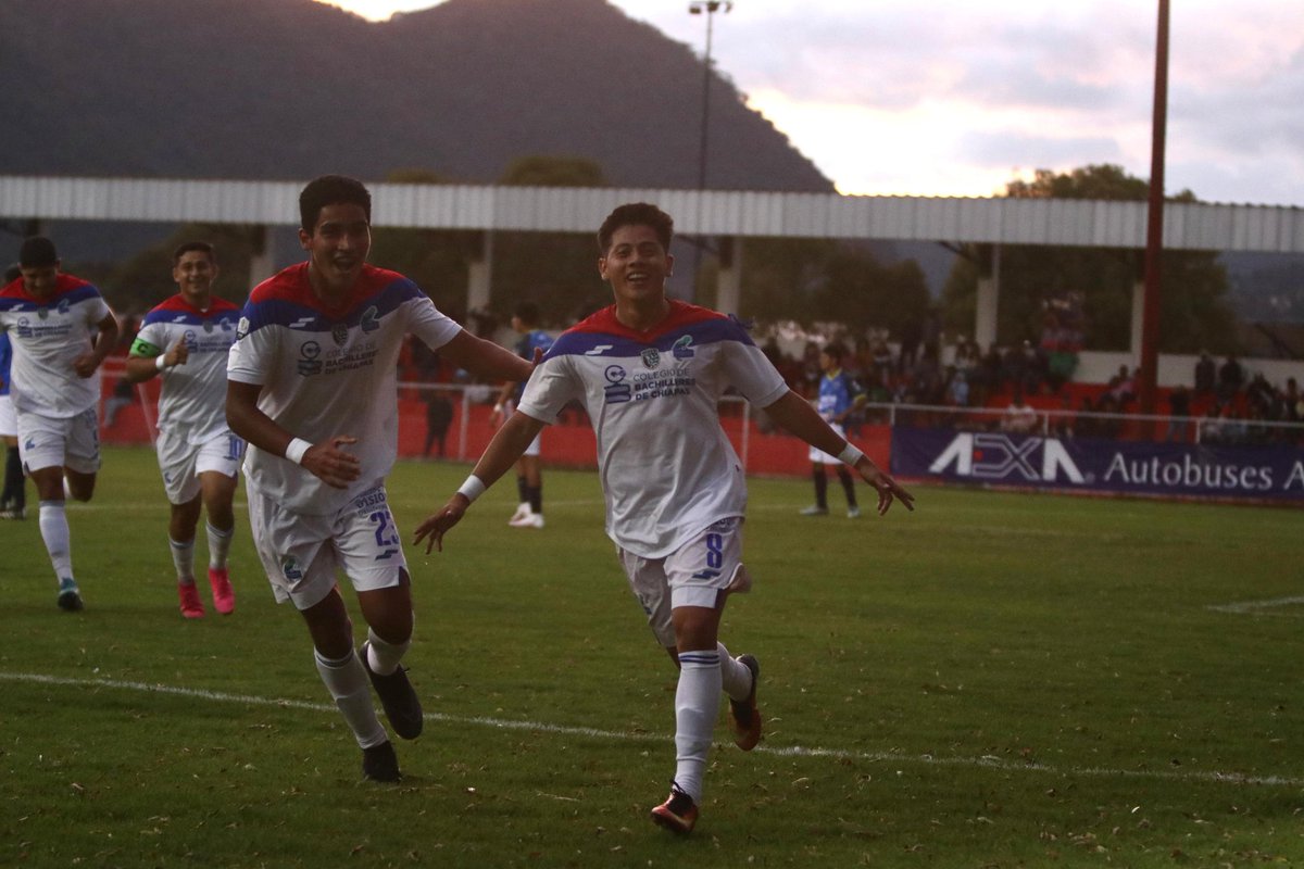 paco_jf's tweet photo. Rompen mala racha | Con solitario gol de Luis Mendoza, Estudiantes del Cobach le propinó una dolorosa derrota a Deportivo Profutsoccer y lo aleja de puestos de liguilla del grupo 2 de @LigaTDP  @Terceramex @TerceraM #futbol #Chiapas #ligatdp https://t.co/O4FP04f7E2