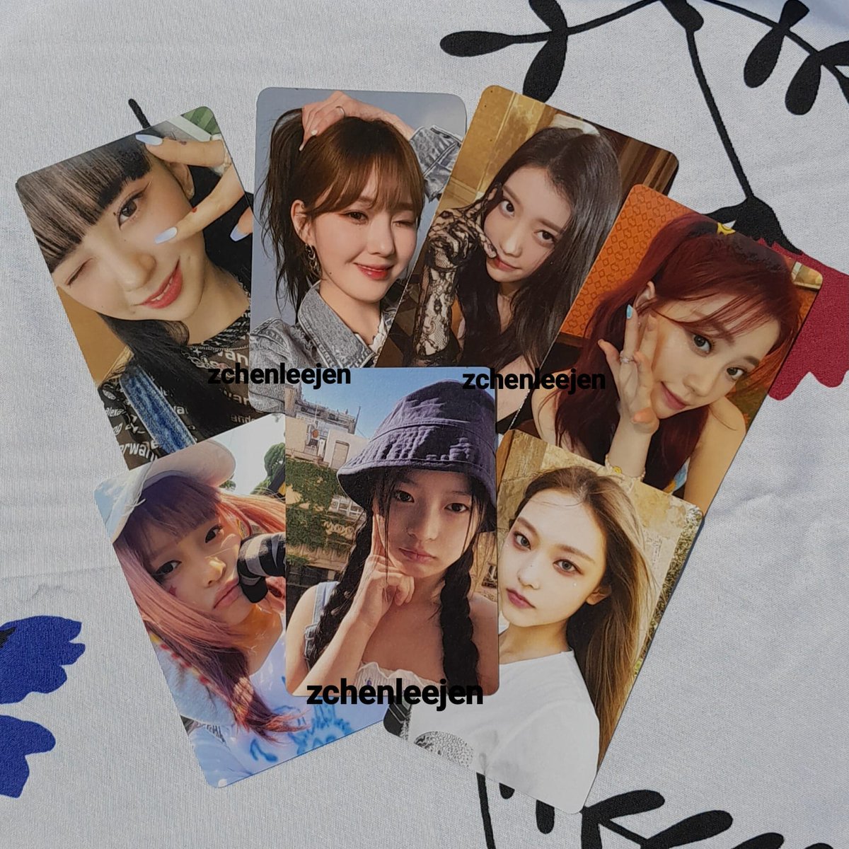 zchenleejen's tweet photo. ꒰ want to sell ꒱  wts lfb ina in rush ୨୧

🎀 : photocard pc xiaoting first impact , blueblast , bene chaehyun ktown , mashiro , hanni bucket hat , haerin Ꮺ 🌷

   💰 TA https://t.co/pCRIAjAmn1 
   ✅️ nego tipiz, request proof &amp; vidcon
   🏡 jateng
   🎁 dapet freebies ofc https://t.co/I3L1I5GuRh