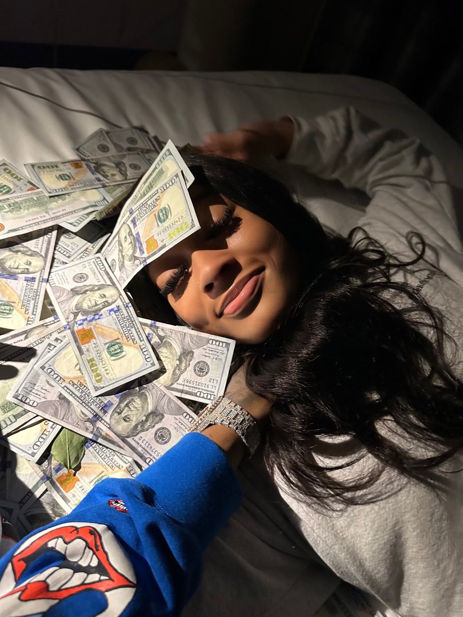 reallypaiid's tweet image. MY HEART 😍