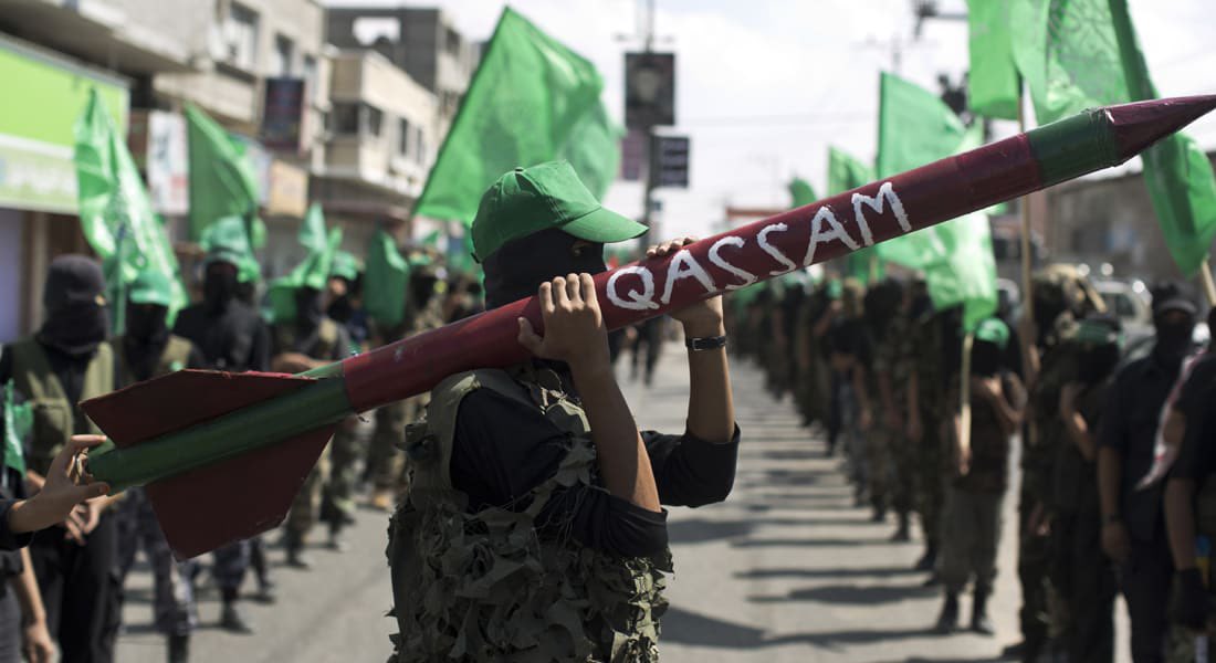 🔻 لماذا استبقت #حماس الاحداث…..
وقبل ذلك طوبى لحماس والمجاهدون في القسام ٧ اكتوبر أعظم منهاج عسكري سيدرس في كل الكليات العسكرية في العالم حدث خارق للعادة وعودة على ذي بدء
👇🏻
بعد استقراء مقالات العدو وتصريحاته: 
الطوفان كان استباقيا وجرف صفقة القرن 

وضعوا الخطة ...

انقلاب في