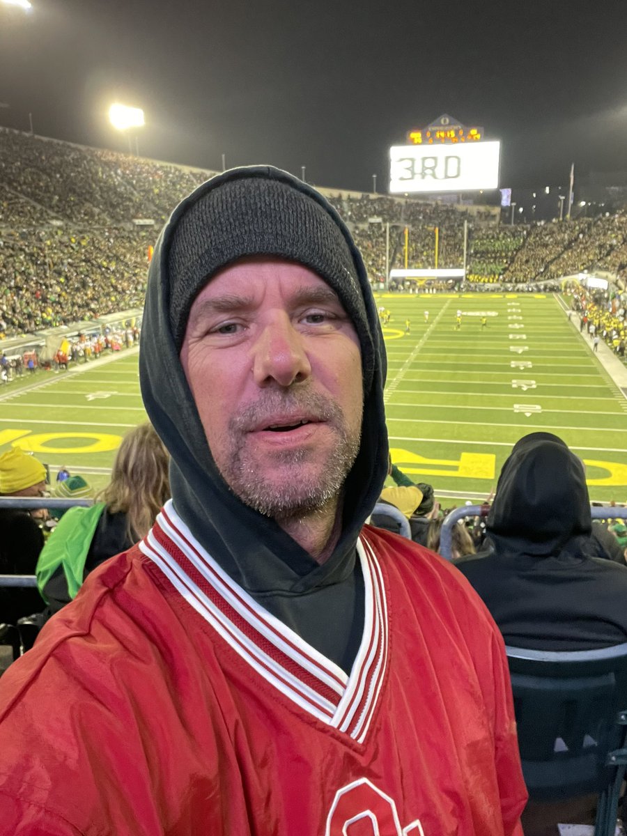 dhat7070's tweet photo. @oufootball
Repping at the OU/USC game!! https://t.co/EpAZczQ7UX