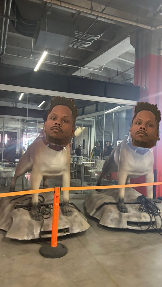 BeForRelle's tweet photo. GOOD MORNING

BIGGEST GAME OF THE BROWNS SEASON TODAY, WE WIN WE’RE BACK IN THE DIVISION RACE

YES WE’RE A ROAD UNDERDOG 

YES WE HAVE MULTIPLE INJURIES ON OFFENSE

YES WE HAVE NO IDEA WHO IS PLAYING WHAT TACKLE TODAY

BUT I STILL HAVE FAITH IN OUR LOCAL FOOTBALL TEAM

GO BROWNS! https://t.co/Mo6MlN53l7