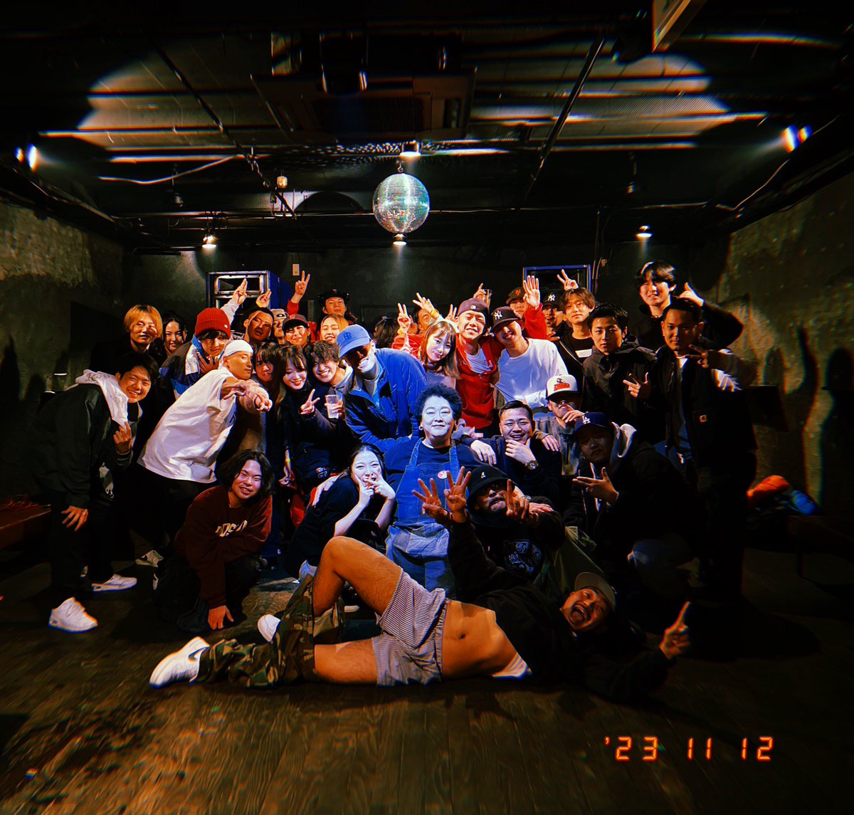 MotherMorioka's tweet photo. 2023.11.11 SAT
BIRTH VOL1 、皆とゆっくり乾杯、話す事が出来ませんでしたが、会場の��処を見ても笑顔が沢山で皆さんにパーティを楽しんで頂けた事が何よりの幸せです。沢山の方に支えられて今があります。これからもどうぞ宜しくお願いします。
#mother13th_anniversary 
#mothermorioka https://t.co/ckTKObWNtb