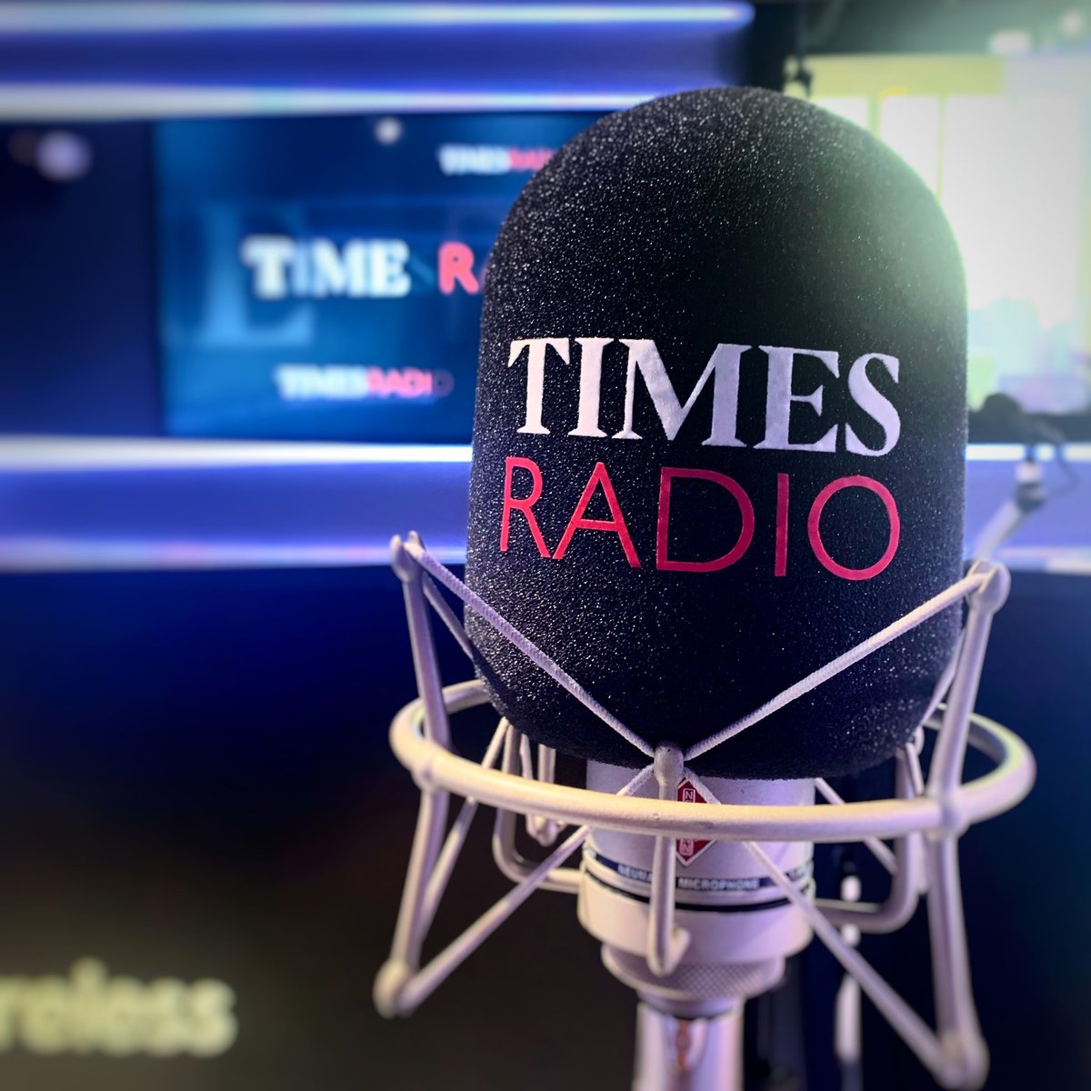 Join me 1pm @TimesRadio - 🇮🇱🇵🇸 Update - 🗞️ Sunday Papers @domjoly @rosschawkins - 🇷🇼 Rwanda Ruling @stand_for_all - 📖’Code Name Kingfisher’ @lizkesslerbooks - ❓@FullFact - 🪄 Remembering David Berglas with @DerrenBrown 1/2