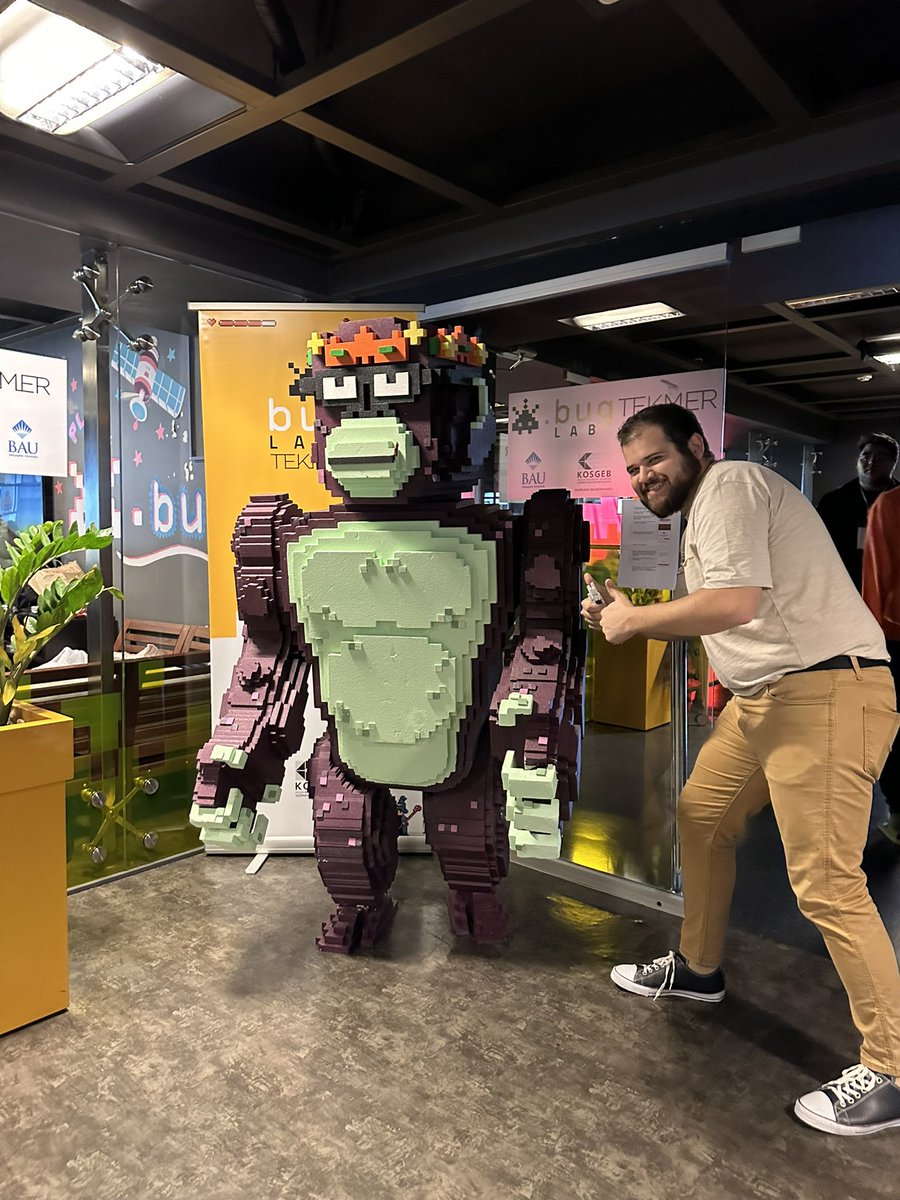 sandboxturkey's tweet photo. 🎮SON 2 SAAT🎮
Göbeklitepe “Past is Future” Game Jam katılımcıları Game Play videolarını hazırlıyor! Heyecan dorukta!🏆
#PastIsFuture #GameJam 💙 https://t.co/1iHBxiJ0Rj