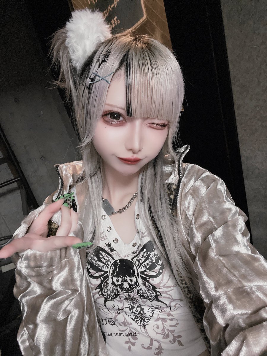 Nier_m96's tweet photo. ギャルキュロ創設しました 🌺^_ｰ✩ https://t.co/LZOlIAMzh0