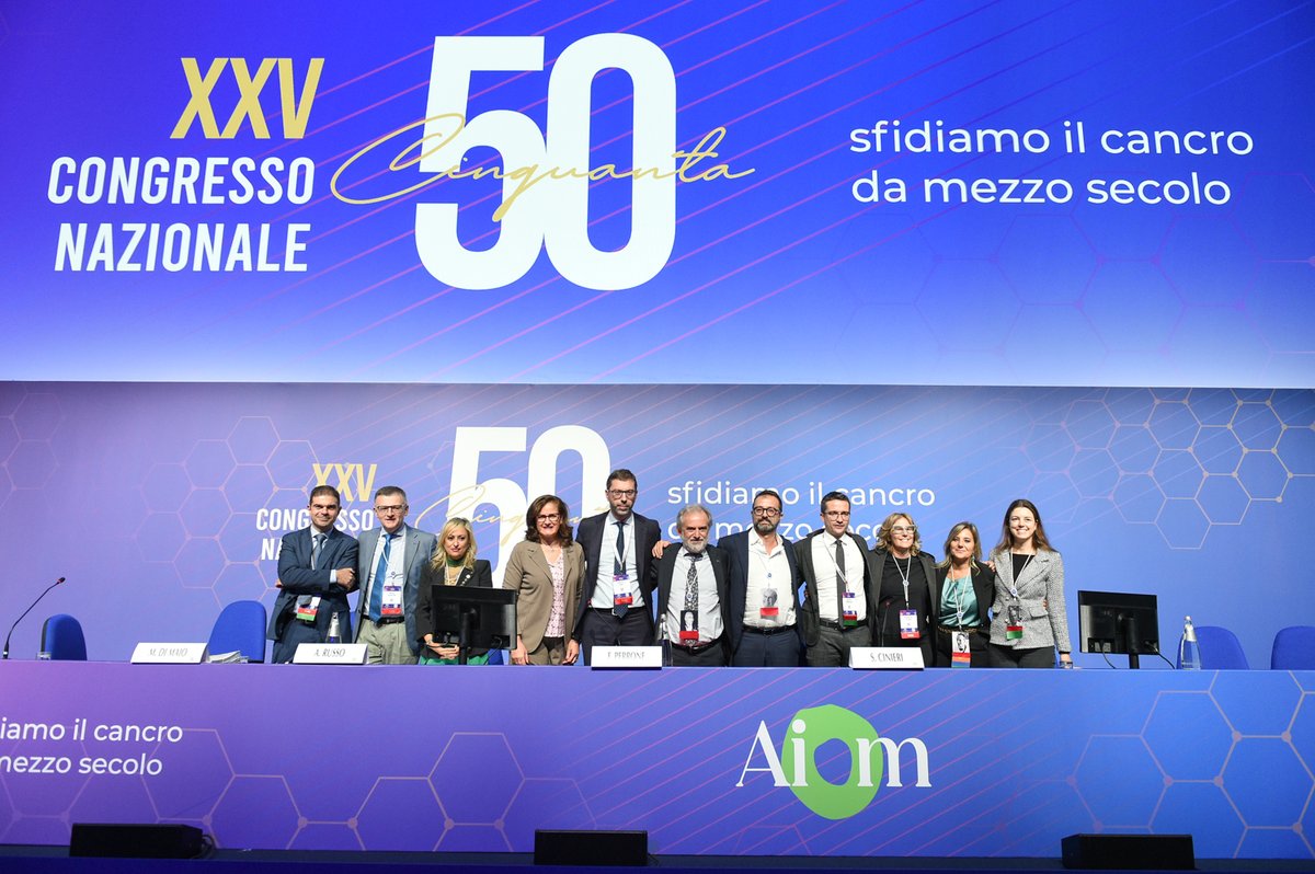 Eletto ieri il nuovo Direttivo Nazionale AIOM. A guidare la società scientifica per i prossimi due anni saranno: @fperrone62 , Presidente Nazionale; @MassimoDiMaio75, Presidente Eletto; Nicola Silvestris, Segretario Nazionale; @rossana_berardi, Tesoriere. #AIOM23