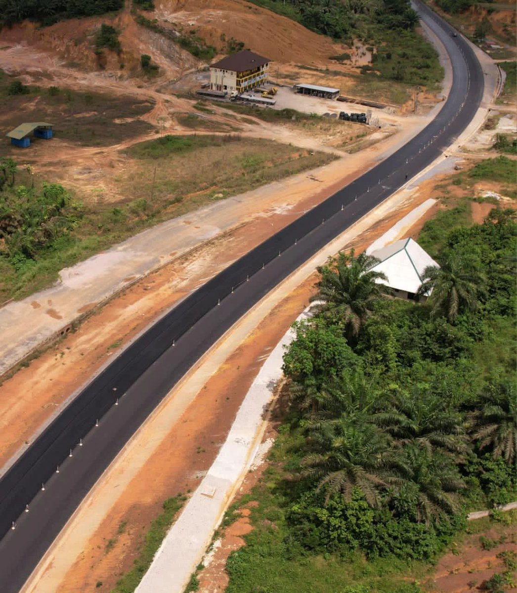 date_africa's tweet photo. 🇬🇭Ghana : Design and Reconstruction of the Tarkwa-Agona-Nkwanta Road Infrastructure Project (66 Km) in Ghana.

#utdaghana #utdainfo #utdaroad #utdatarkwa #utdaagona #utdankwanta https://t.co/3rhYixoNOb