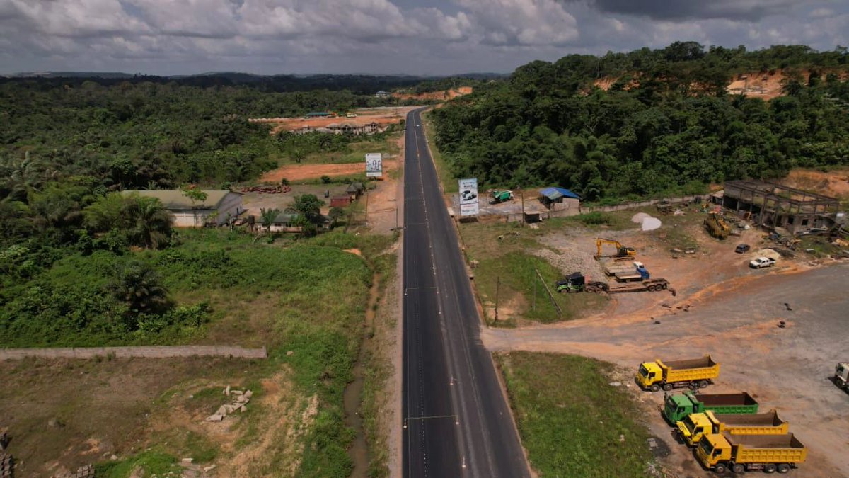 date_africa's tweet photo. 🇬🇭Ghana : Design and Reconstruction of the Tarkwa-Agona-Nkwanta Road Infrastructure Project (66 Km) in Ghana.

#utdaghana #utdainfo #utdaroad #utdatarkwa #utdaagona #utdankwanta https://t.co/3rhYixoNOb