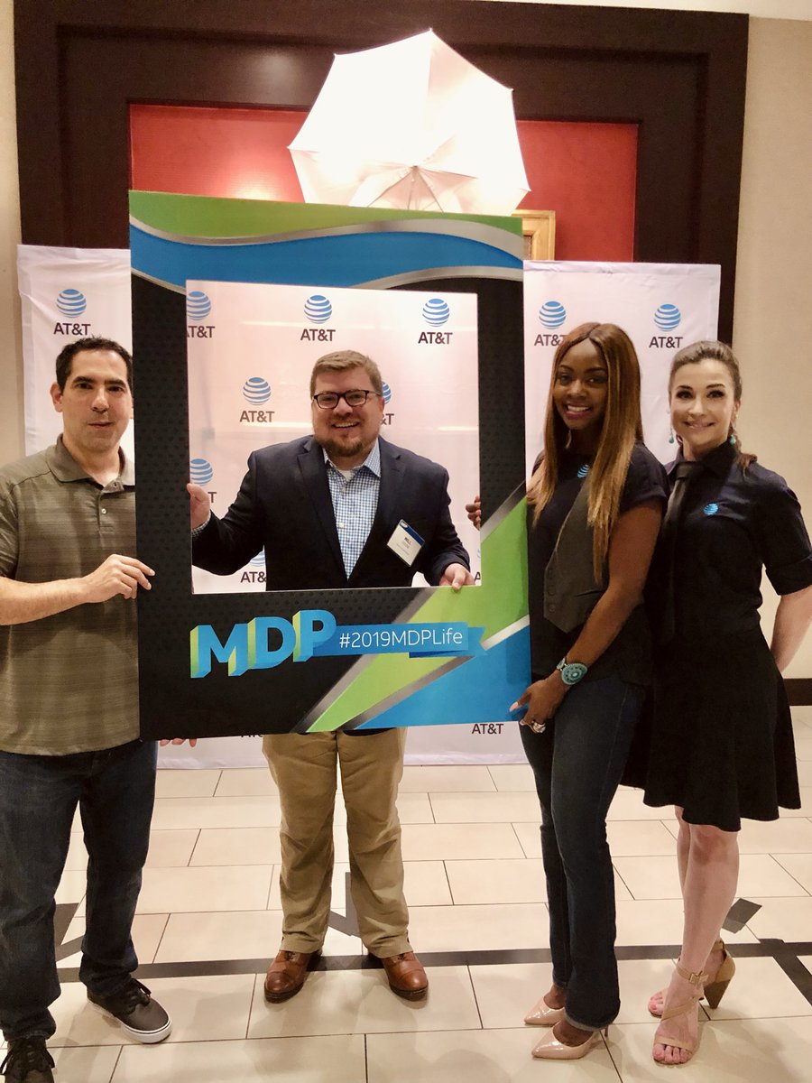 Will C at the Globe tweet media