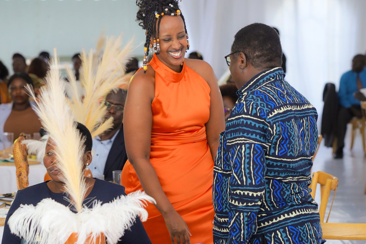 Nyinancweende's tweet photo. Yesterday, H.E President Yoweri Museveni honored Heritage Foundation Uganda by being Guest of Honor at the launch of our 2nd Album, titled Pacu. Which means Home in Luo. It was an afternoon of deep drum beats and powerful rhythms. https://t.co/FXkEcIxfsF