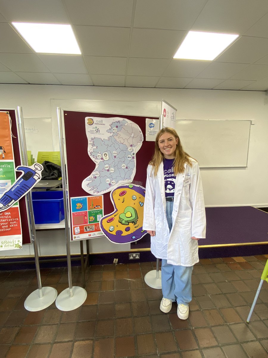 Cellexplorers's tweet image. The second FantasticDNA session is taking place now 🧬🧬 in AC202 (red zone). 
Come join Aoife and the team for the next session at 2.30pm!

#fantasticDNA #galwayscience #cellexplorers @cellexplorers @galwayscience @scienceirel @STEM_Galway @ScienceWeek @uniofgalway